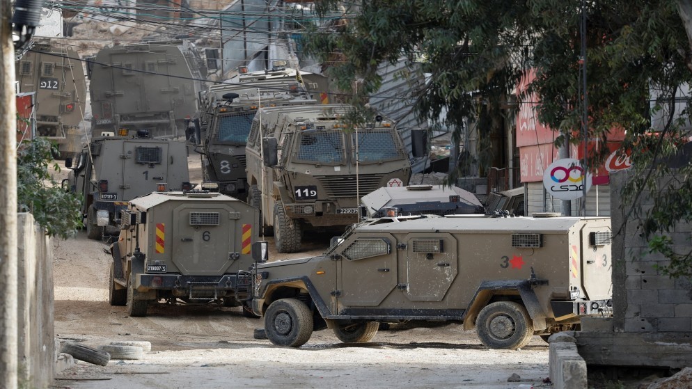 الاحتلال "الإسرائيلي" يقتحم طولكرم ومخيميها ويجرف شوارع