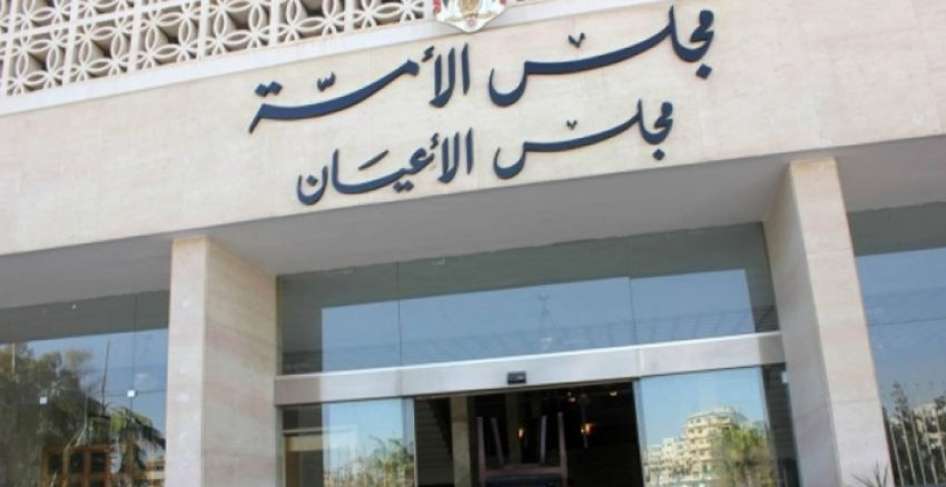 "زراعة" الأعيان تدعو إلى توظيف التكنولوجيا في القطاع الزراعي