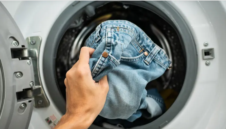 أفضل درجة حرارة لغسل الملابس البيضاء ..  بحسب الخبراء