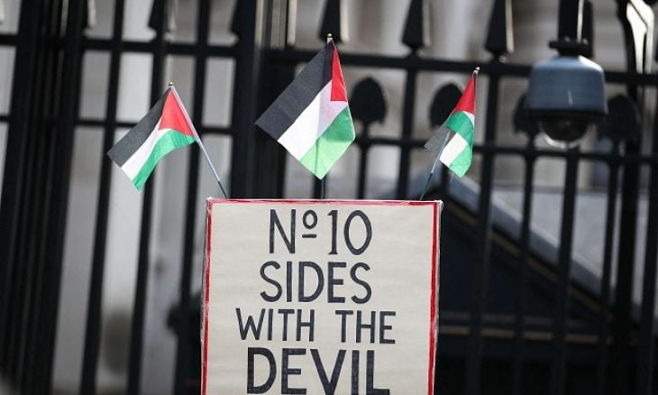 حزب بريطاني يهدد بـ”فرض إجراء تصويت” في البرلمان على الاعتراف بدولة فلسطينية