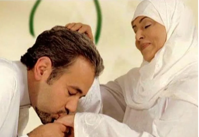 ست الحبايب ..  مغردون يحتفلون بعيد الأم برسائل حب وشكر لسيدات العالم