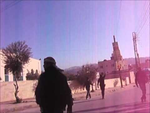  "مريض نفسي" يعتدي على المواطنين بـ"سيف" في عين الباشا