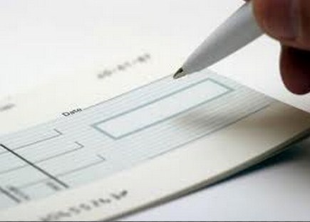 308 ألاف شيكات المعادة 9ر995 مليون دينار العام الحالي، 