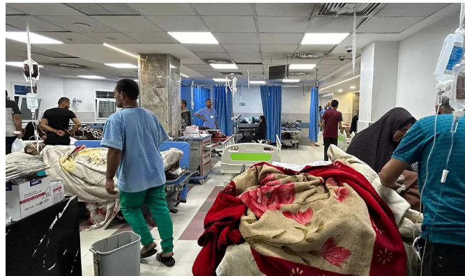 صحة غزة: حياة المرضى المحاصرين بمجمع الشفاء في خطر