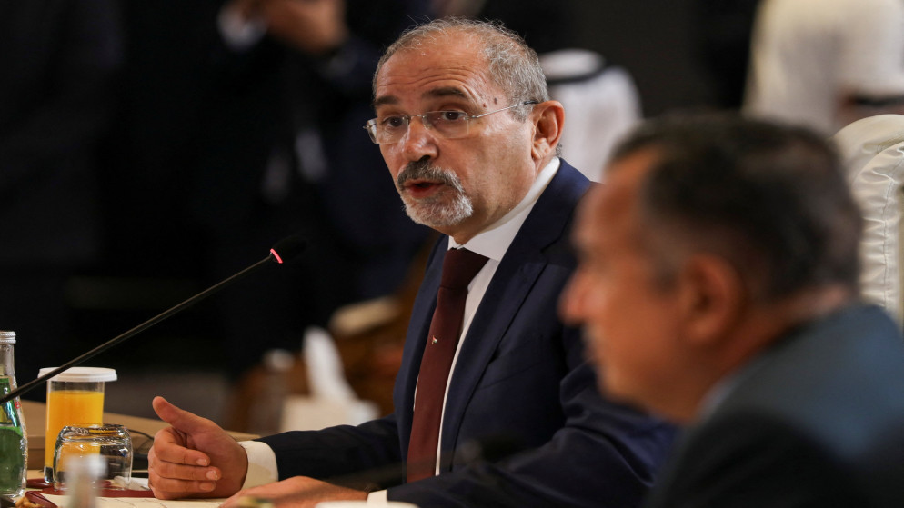 الصفدي يبحث مع نظيره السعودي الأوضاع الإقليمية وجهود إنهاء التصعيد في المنطقة
