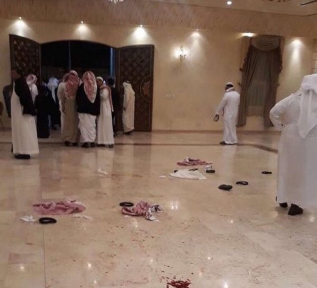  مجهول يقدم على طعن عريس في ليلة زفافه  ..  تفاصيل 