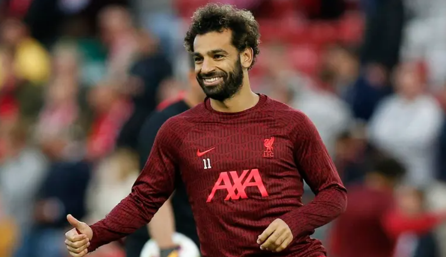 محمد صلاح صاحب الدخل الأعلى في ليفربول  ..  تفاصيل 