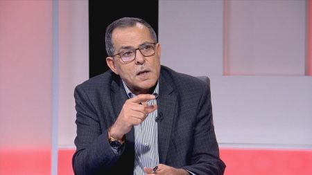 غزة بين الامداد المتقطع والحصار  .. 