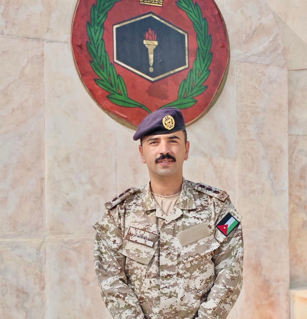 النقيب المعتصم بالله الرحاحلة ..  مبارك الترفيع