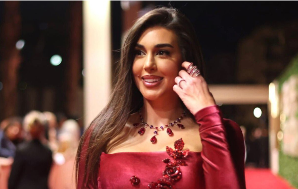 والدة ياسمين صبري تخطف الأنظار في أحدث ظهور مع إبنتها
