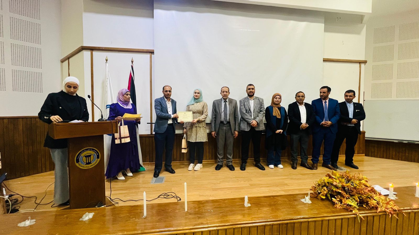 كلية التمريض في جامعة فيلادلفيا تحتفل باليوم العالمي للتمريض