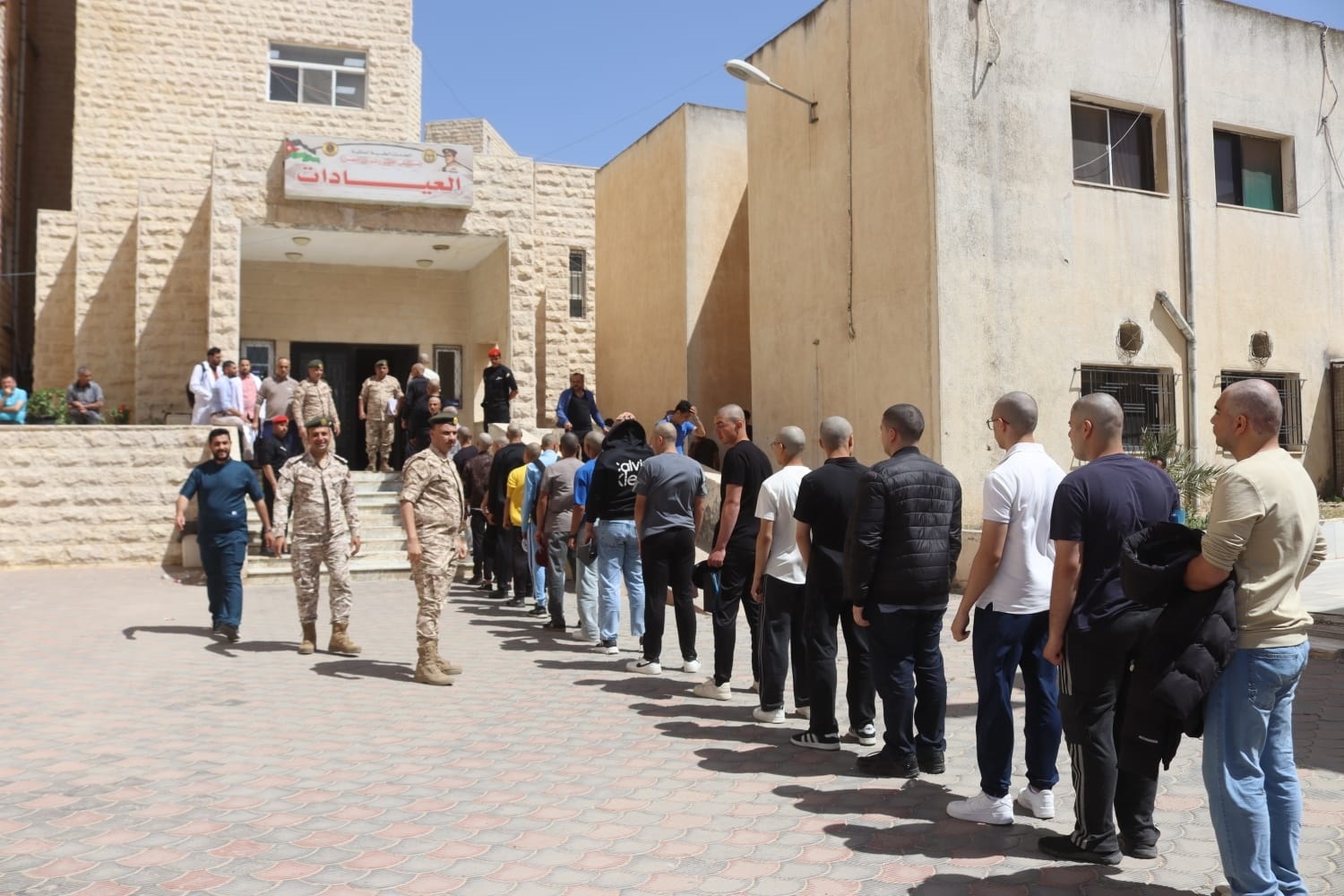 بدء إجراءات الفحوصات الطبية للدفعة الثانية من مكلفي خدمة العلم