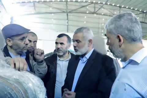 "إسرائيل" تكشف عن الوثيقة "الخطيرة" التي دفعت السنوار والضيف لتنفيذ هجوم 7 أكتوبر 2023 ..  وهذا ما جاء فيها