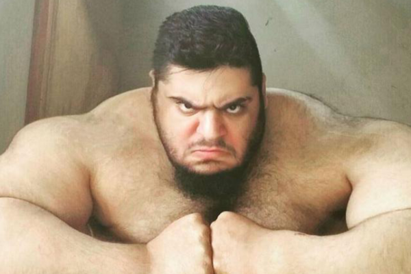 طهران تدفع بالخارق "سجاد" للقتال في صفوف الأسد