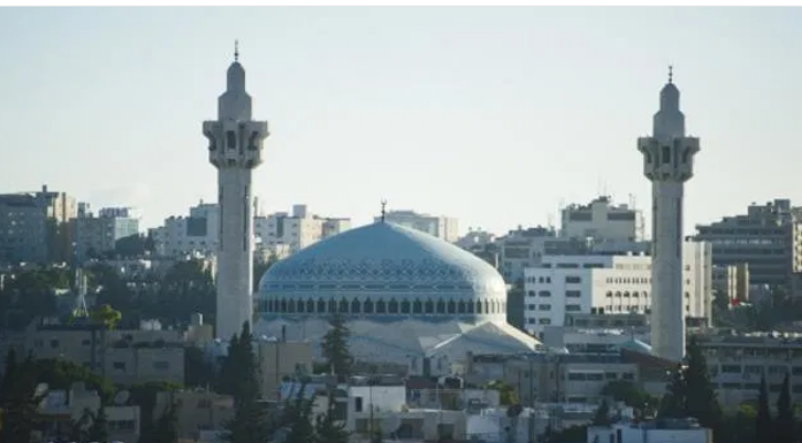 الحياري: لم يصدر عن “الأوقاف” أي قرار يتعلق بإعادة فتح المساجد