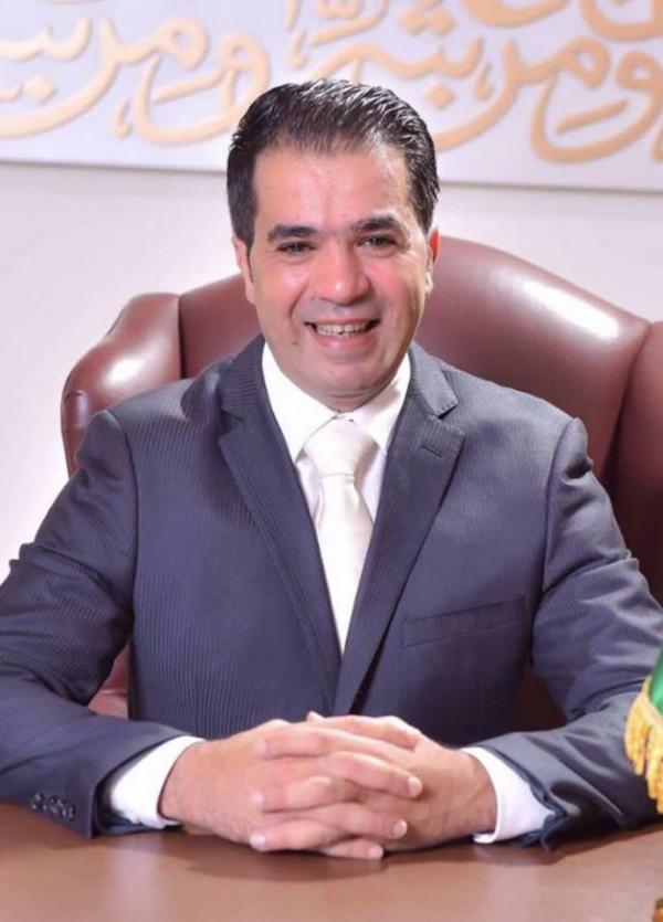أحمد العبداللات رئيس مجلس محافظة العاصمة  ..  أنموذجاً في العمل الدؤوب 