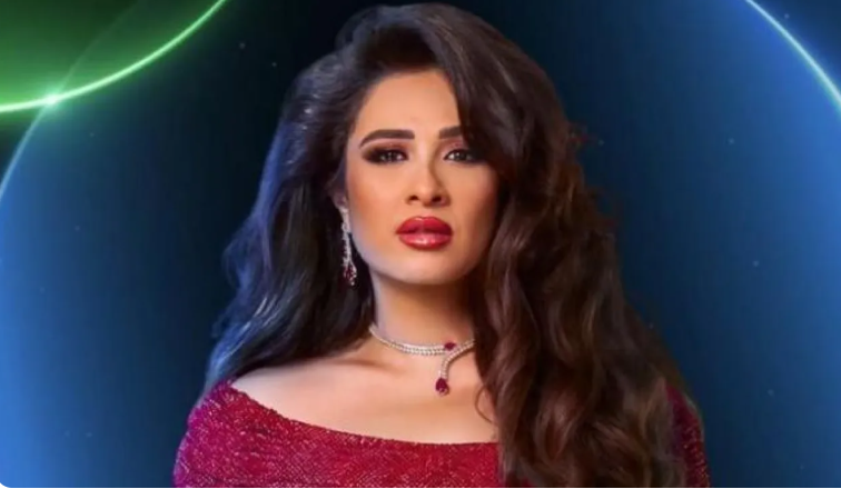بآية قرآنية ..  ياسمين عبدالعزيز تحتفل بنفاد تذاكر «خلي بالك من نفسك»