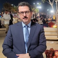 فراس نصوح المجالي يكتب: بين إعلامي ومؤثر: ​أزمة الثقل في عصر الخفة