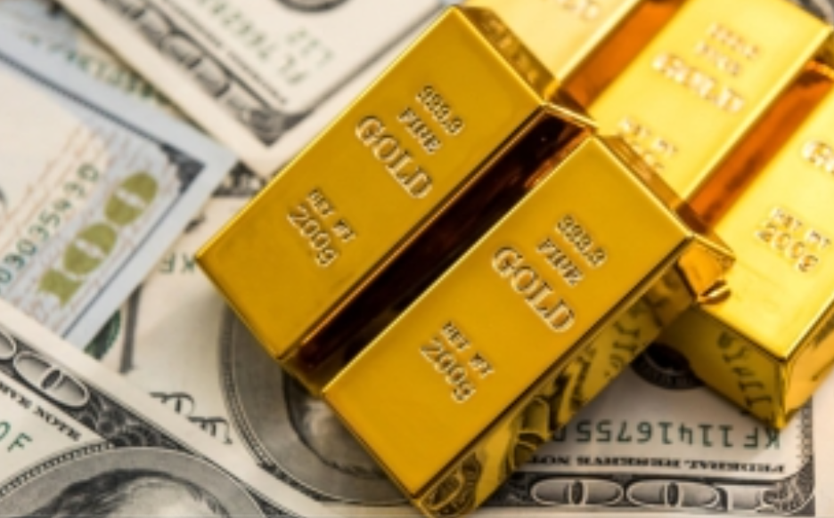 الذهب يواصل التراجع مع تجدد توترات الشرق الأوسط وترقب بيانات أمريكية