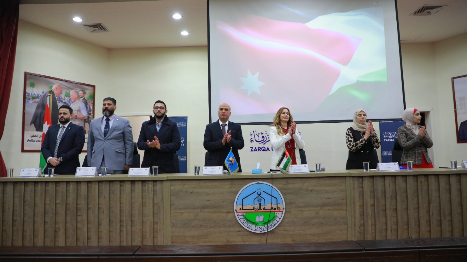 كلية الزرقاء التقنية المتوسطة تلتقي بطلبتها المستجدين