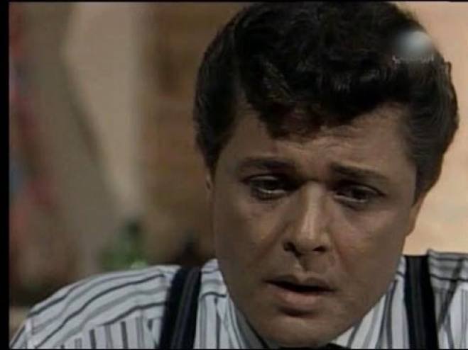 بالصور ..   الشكل الحقيقي لـ'رأفت الهجان' يفاجئ الجميع ..  والسبب؟