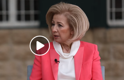 بالفيديو  .. العين هيفاء النجار تروي قصتها مع مرض السرطان 