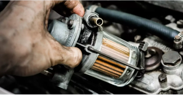 علامات تلف فلتر البنزين  ..  إليك أبرز 5 علامات يمكن ملاحظتها