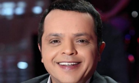 محمد هنيدي يسخر من فوز ميسي بالجائزة الذهبية
