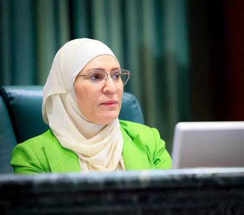 النائب هالة الجراح تسأل الحكومة عن ارتفاع رسوم المدارس الخاصة وأسعار الكتب والزي المدرسي - وثيقة 