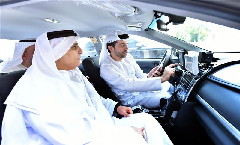 «طرق دبي» تبدأ تركيب عدادات ذكية في مركبات الأجرة