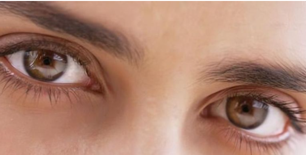 دراسة تحذّر ..  علامة في العين قد تُخفي سرطان المثانة