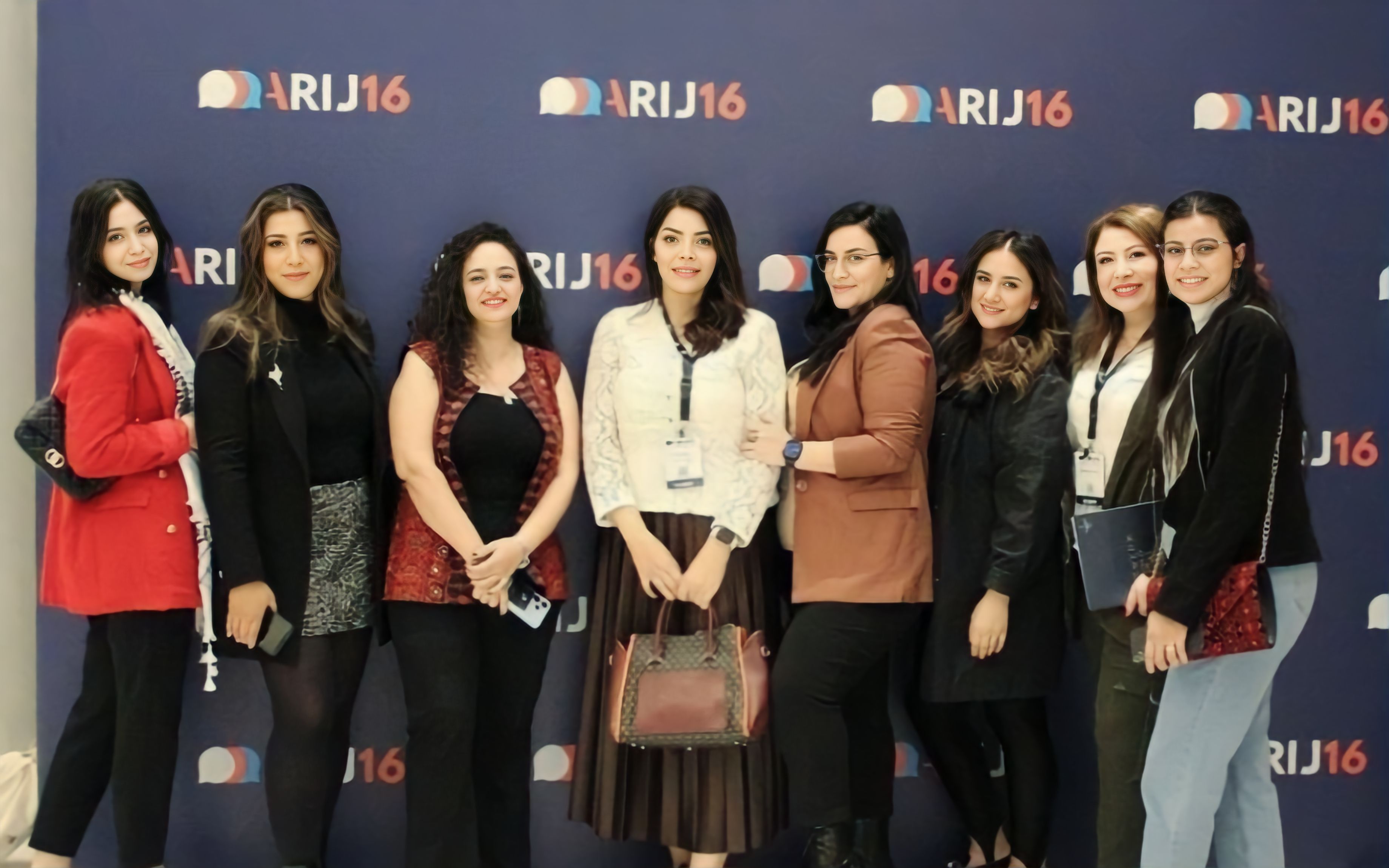 “الشرق الأوسط” تستعرض أعمالًا صحافية لطلبتها في مؤتمر أريج الإقليميّ