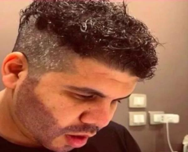 "هؤلاء أحرجوني"  ..  عمر كمال يكشف سبب زراعة لحيته