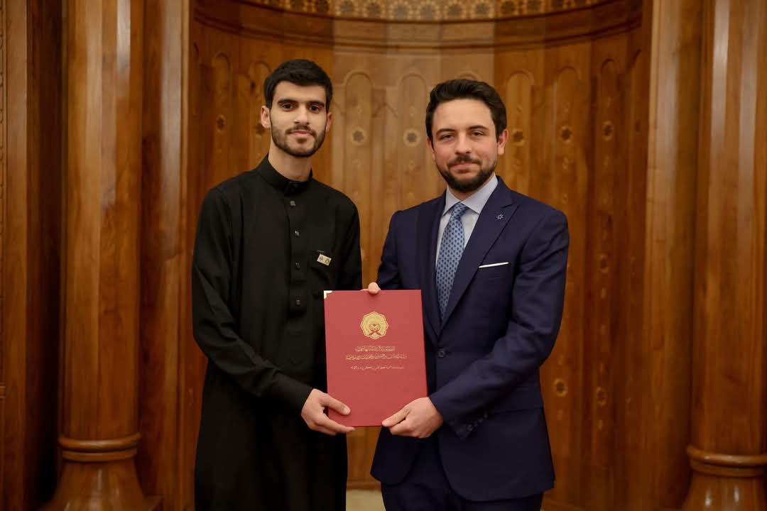 القارئ أحمد النواصرة يحصد المركز الأول في مسابقة "مقرئ الأردن" والثالث في "المسابقة الهاشمية" 