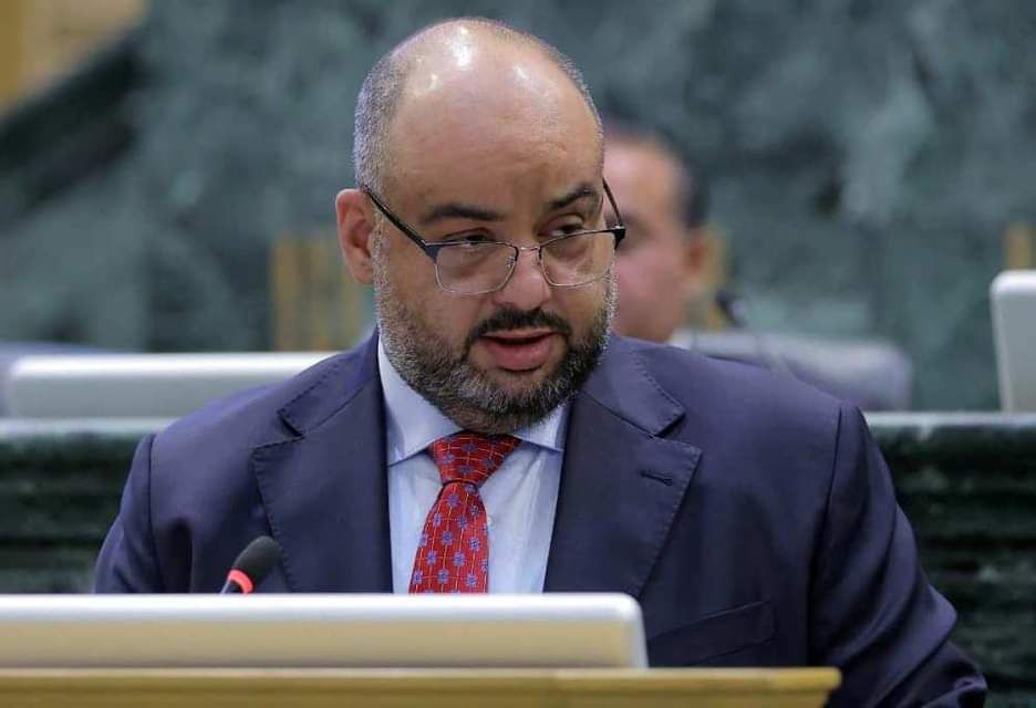 الخشمان لطلبة التوجيهي: "لا تسمحوا لعلامة أن تحدد مستقبلكم ..  والنجاح الحقيقي يُولد من رحم التحديات"