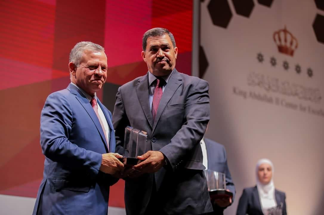 الهميسات يقدم التهاني لموظفي ديوان الخدمة المدنية 