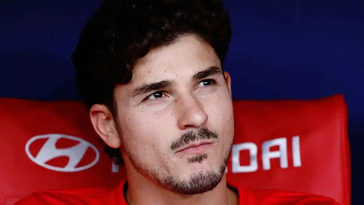 يعيش حالة من الانهيار ..  جوليان ألفاريز يغيب عن تدريبات أتلتيكو مدريد 