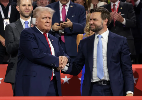 الأمور تتعقد والعالم يترقب ..  ترمب يناقش الغاء سفر فانس لباكستان لتعنت إيران بشأن التخصيب