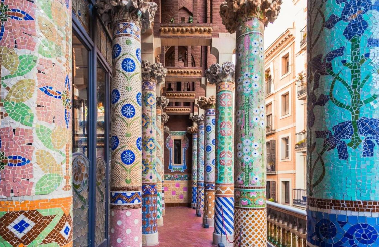 بالصور  ..  برشلونة الوجهة الأمثل للسياحة في كل الفصول