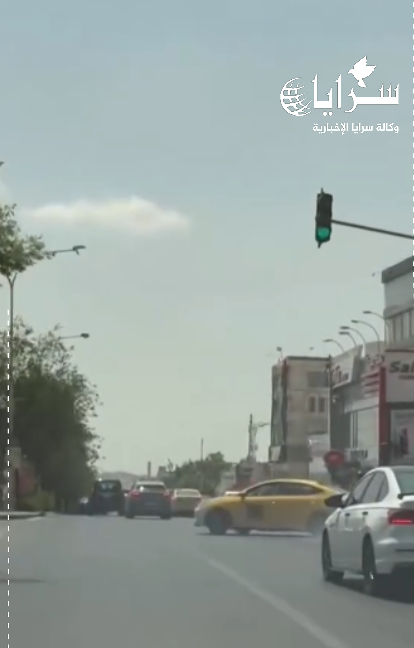 بالفيديو ..  سائق تكسي يقود مركبته بطريقة متهورة في عمان