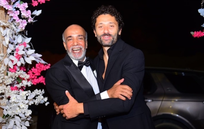 كريم محمود عبدالعزيز يحيي الذكرى السنوية الأولى لرحيل سليمان عيد: وحشتنا