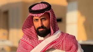 خالد صقر يُشوّق الجمهور للموسم الثاني من "هزاع"