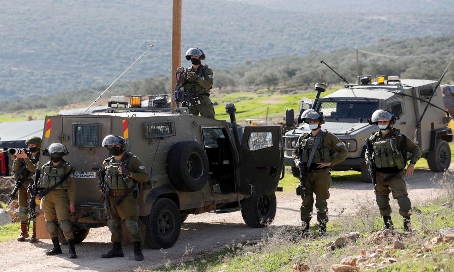 الاحتلال يفرض طوقا أمنيا على الضفة الغربية  ويغلق المعابر مع قطاع غزة