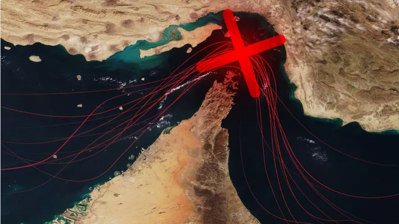 الحرس الثوري يحذر من السقوط في "الدوامة القاتلة" لمضيق هرمز