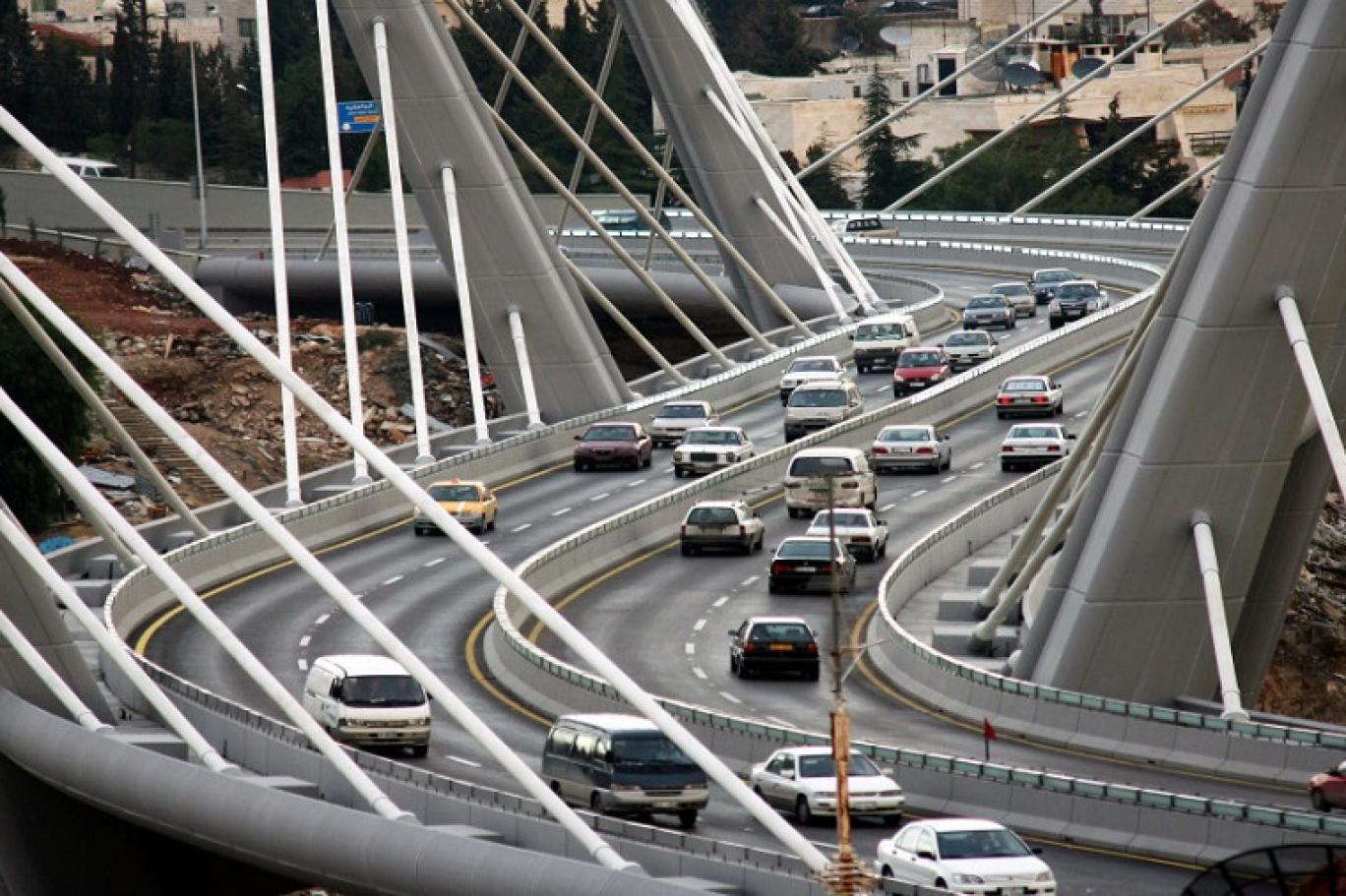 إغلاق جسر عبدون المعلق مؤقتاً صباح الجمعة 