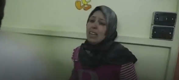 فيديو مآساوي  .. "أم سورية": انتظر موت أبني ليجد الطعام في  الجنة