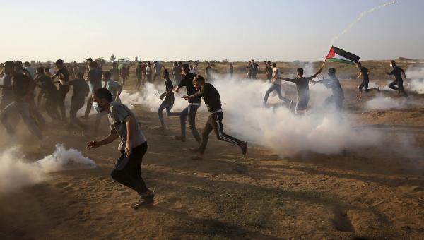 18 إصابة باعتداء الاحتلال على متظاهرين شرقي غزة
