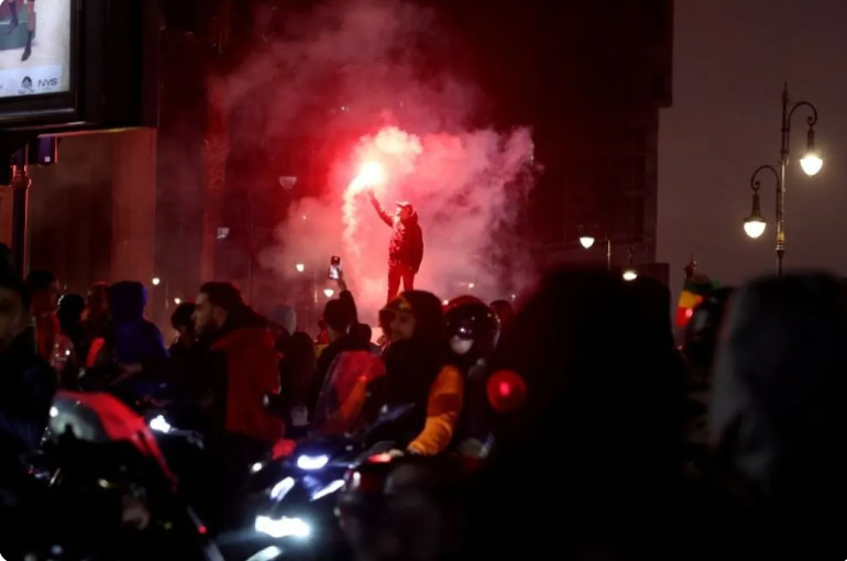 فرنسا تمنع تجمعات المشجعين في الشانزليزيه خلال نهائي كأس أفريقيا