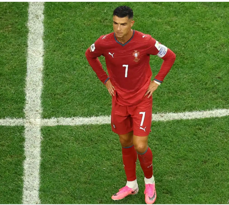 كلمتان فقط ..  رسالة مفاجئة من رونالدو مع أنباء تعيين جيسوس مدربا للبرتغال 