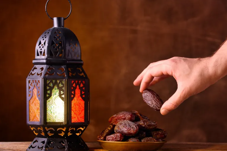دراسة: الصيام درع قوي ضد الزهايمر والشلل الرعاش